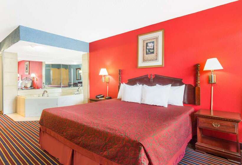 Отель Days Inn By Wyndham Albany