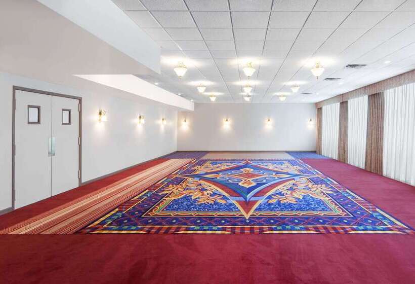 فندق Days Inn By Wyndham Albion