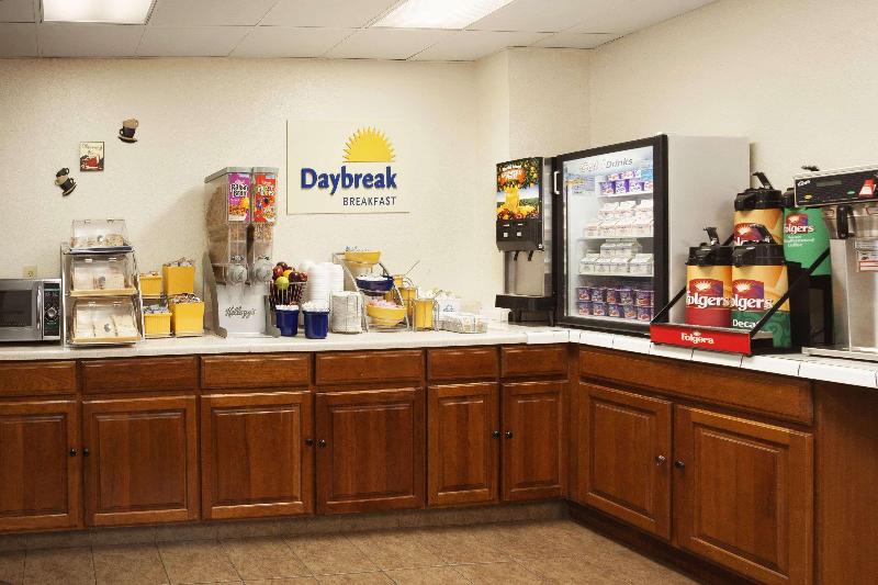 酒店 Days Inn By Wyndham Westend Alexandria,va Washington Dc Area