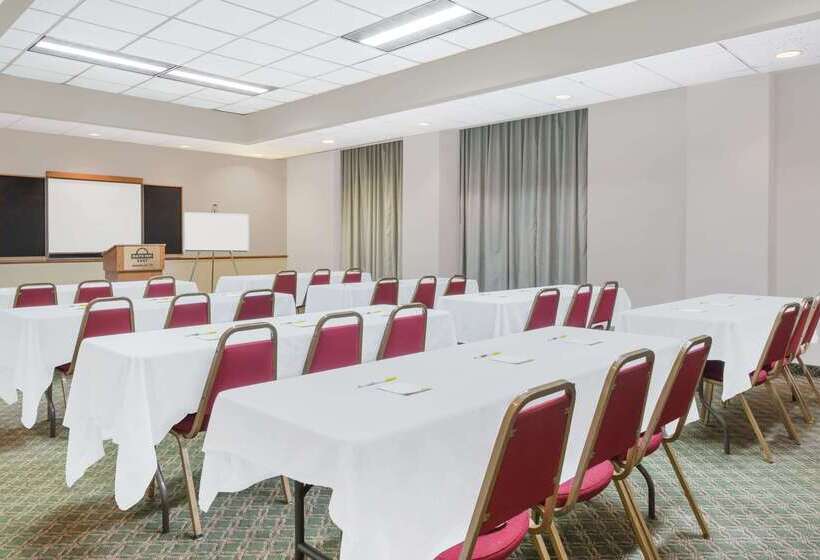 호텔 Days Inn By Wyndham Amarillo East