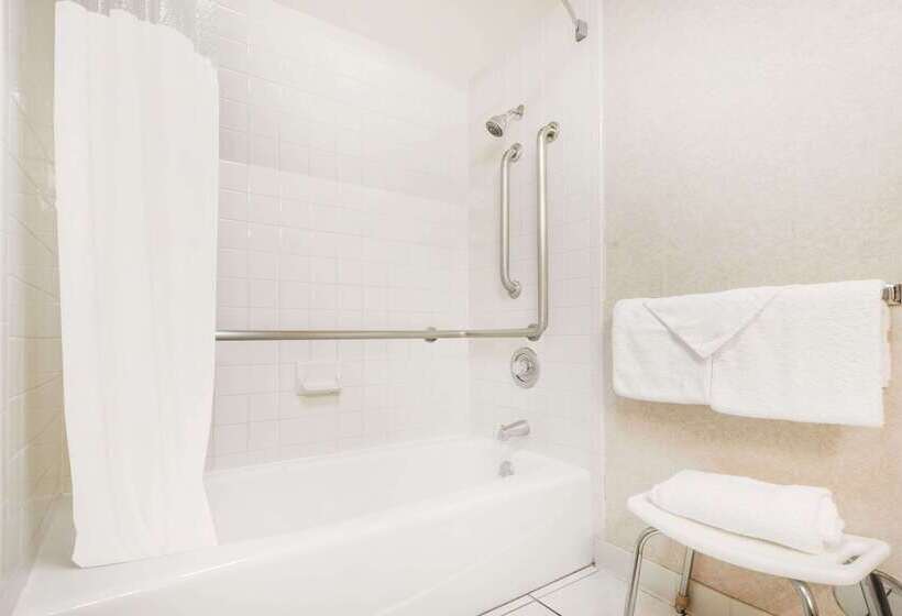 호텔 Days Inn By Wyndham Amarillo East