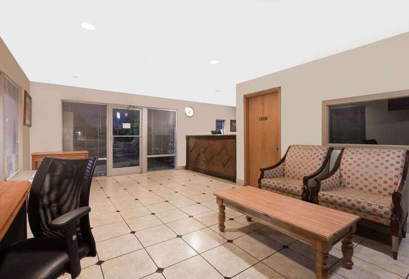 Отель Days Inn By Wyndham Augusta Wheeler Road