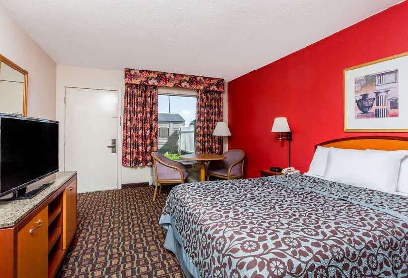 Отель Days Inn By Wyndham Augusta Wheeler Road