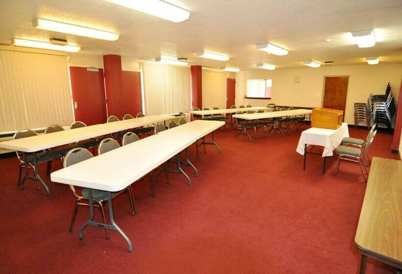 فندق Days Inn By Wyndham Benton