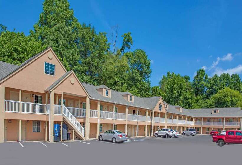 فندق Days Inn By Wyndham Canton