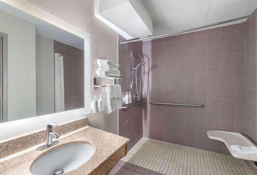 هتل Days Inn By Wyndham Chattanooga Lookout Mountain West