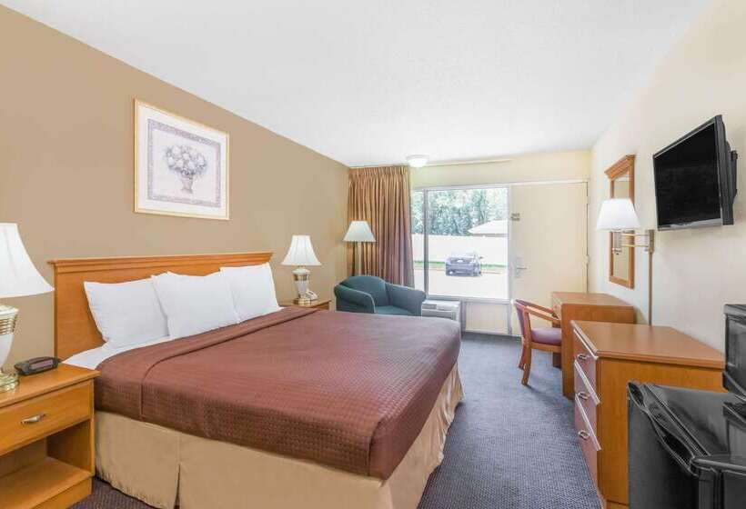 Отель Days Inn By Wyndham Christiansburg