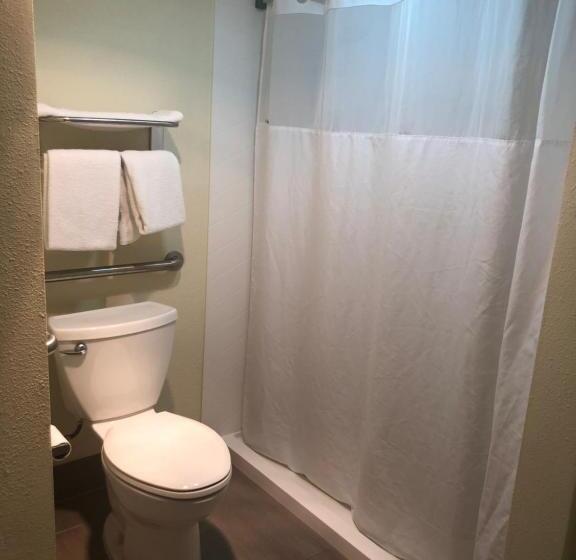 בית מלון כפרי Days Inn By Wyndham Douglasville Atlanta Fairburn Road