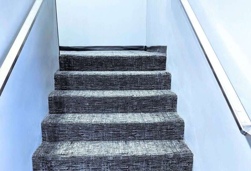 هتل Days Inn By Wyndham Flagstaff I40