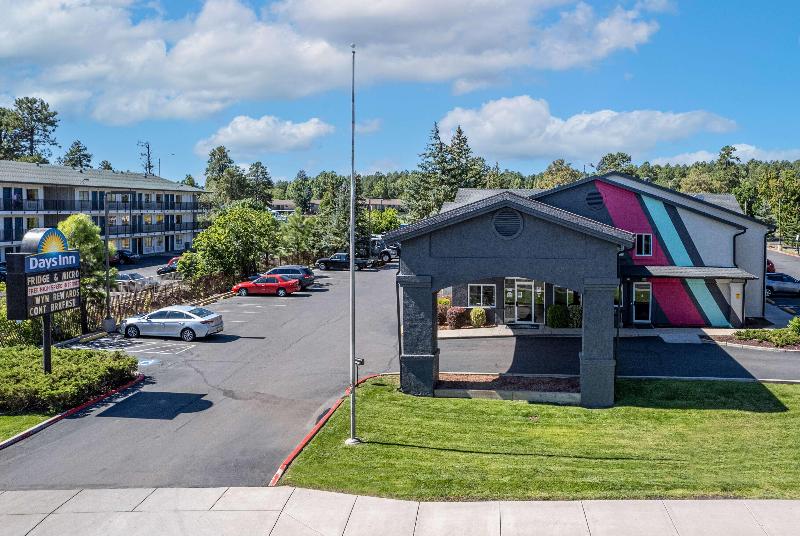 هتل Days Inn By Wyndham Flagstaff I40