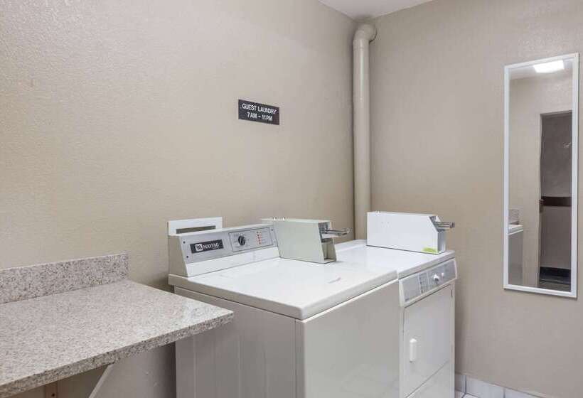 هتل Days Inn By Wyndham Flagstaff I40