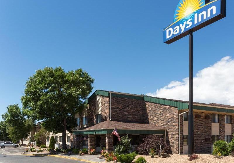 호텔 Days Inn By Wyndham Fort Collins