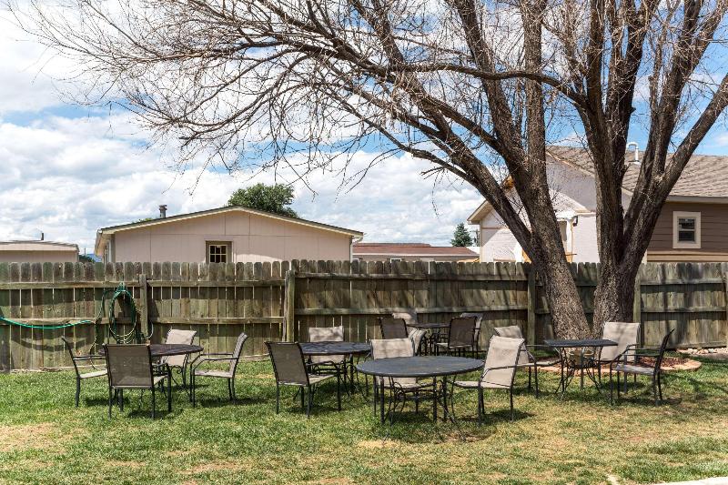 هتل Days Inn By Wyndham Fort Collins