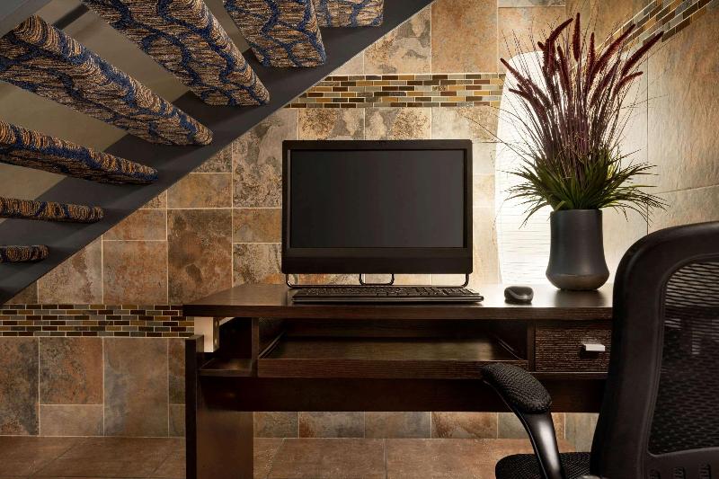هتل Days Inn By Wyndham Fort Collins