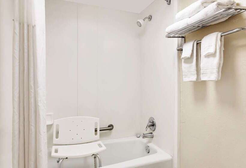 فندق Days Inn By Wyndham Fort Walton Beach