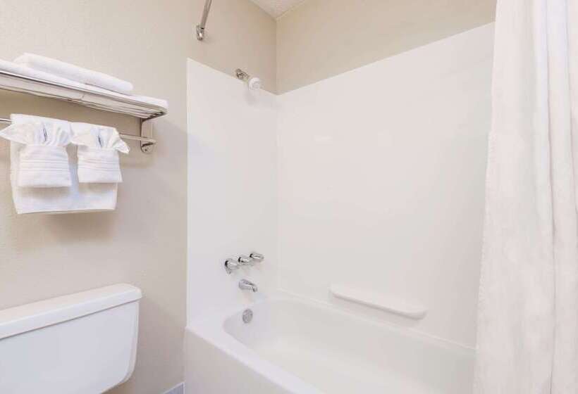 فندق Days Inn By Wyndham Gillette