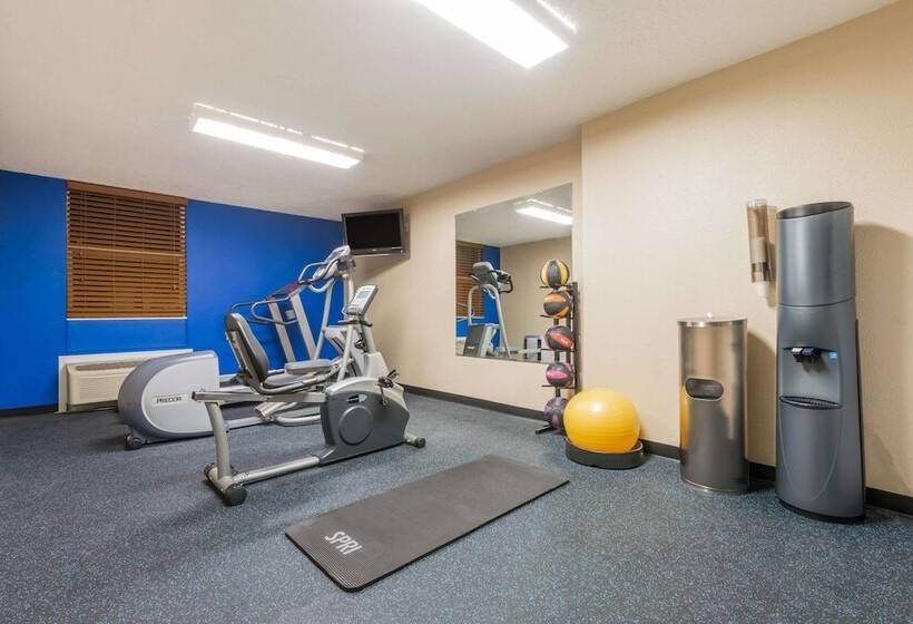 فندق Days Inn By Wyndham Gillette