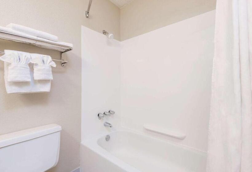 فندق Days Inn By Wyndham Gillette