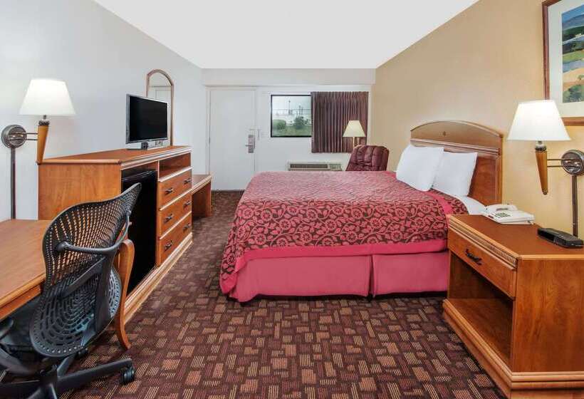 فندق Days Inn By Wyndham Kingdom City