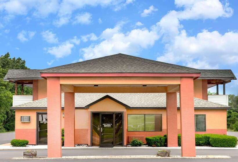 فندق Days Inn By Wyndham Kingdom City