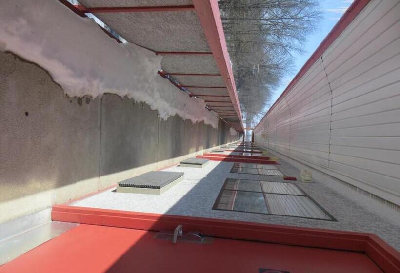 فندق Days Inn By Wyndham Kingdom City