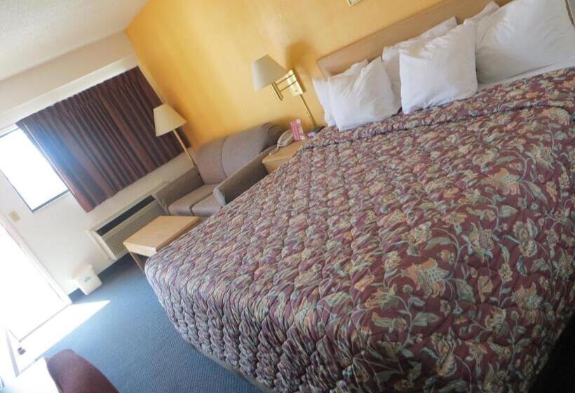 فندق Days Inn By Wyndham Kingdom City