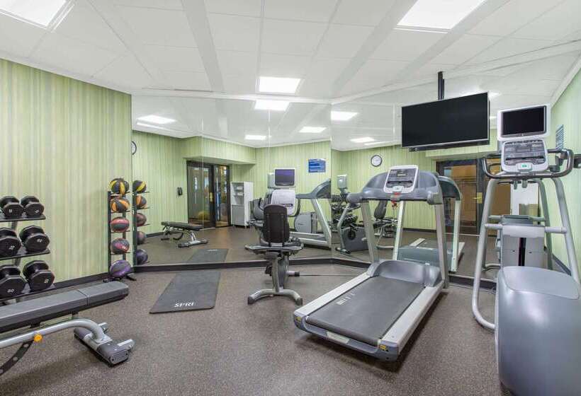 فندق Days Inn By Wyndham Lanham Washington Dc