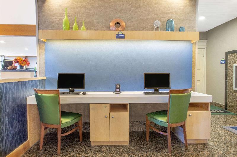 فندق Days Inn By Wyndham Lanham Washington Dc