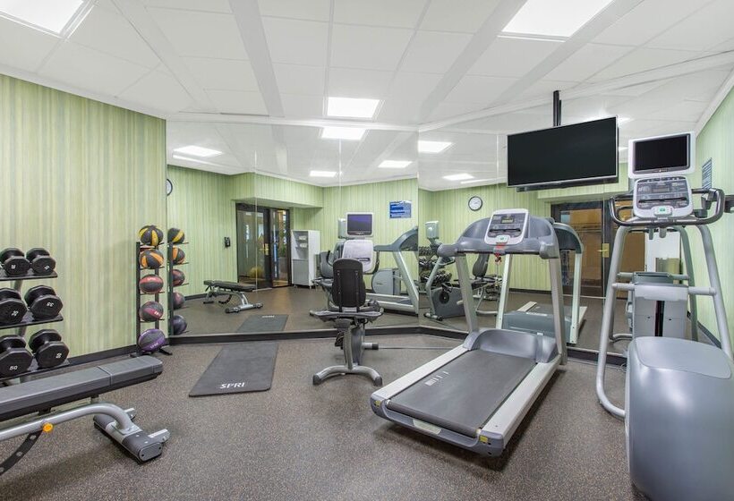 فندق Days Inn By Wyndham Lanham Washington Dc