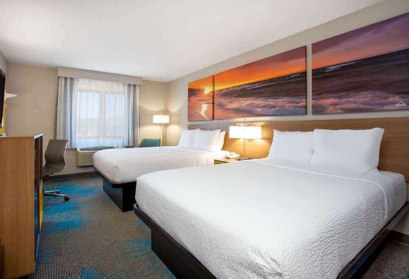 فندق Days Inn By Wyndham Marquette