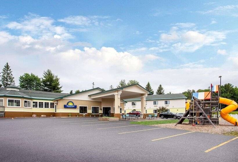 فندق Days Inn By Wyndham Marquette