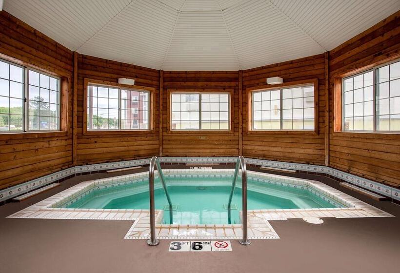 فندق Days Inn By Wyndham Marquette