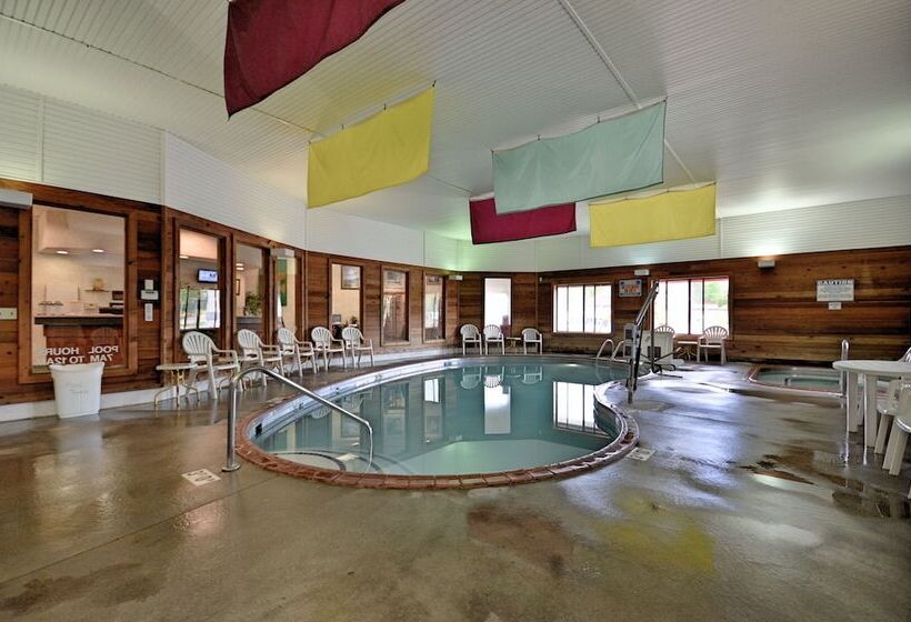 فندق Days Inn By Wyndham Marquette