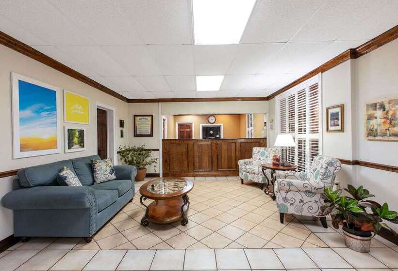 فندق Days Inn By Wyndham Natchez