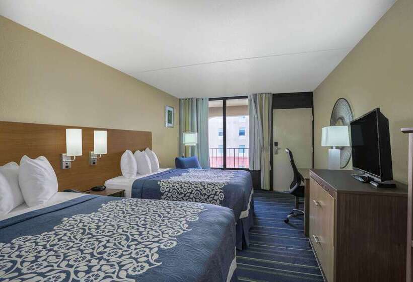 Отель Days Inn By Wyndham Newark Wilmington