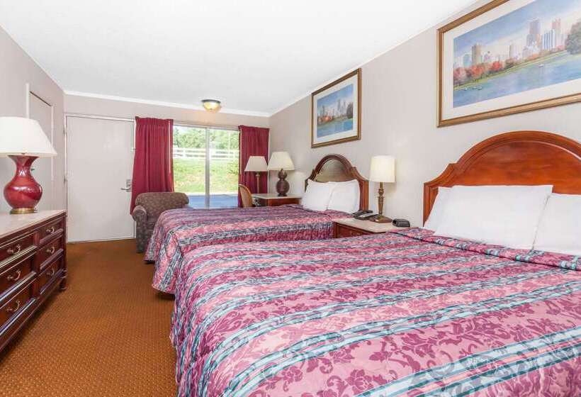 בית מלון כפרי Days Inn By Wyndham Owensboro