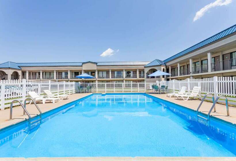 هتل Days Inn By Wyndham Owensboro