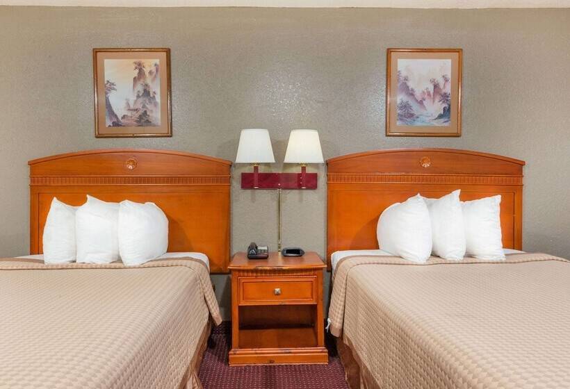 Отель Days Inn By Wyndham Paintsville