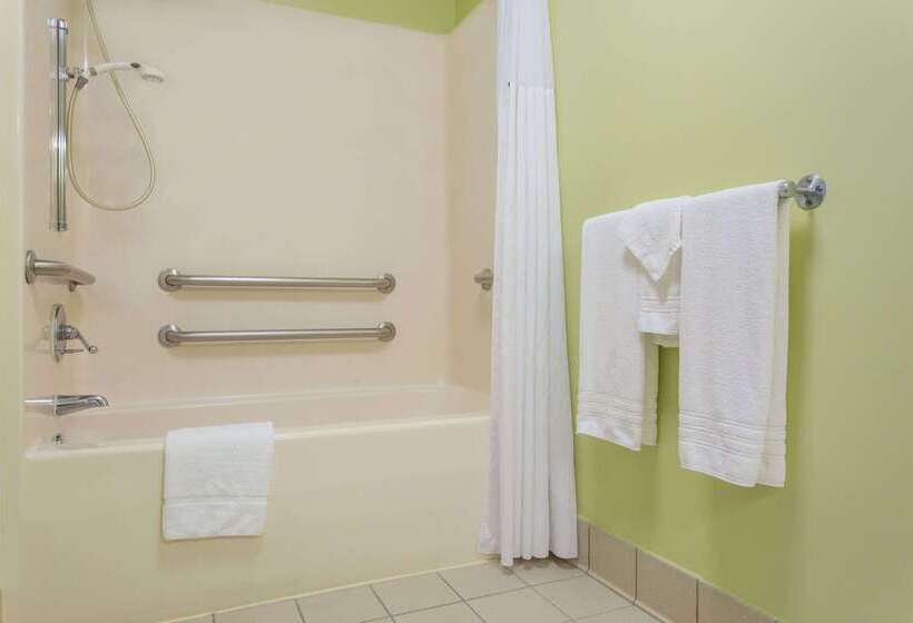 هتل Days Inn By Wyndham Raleighairportresearch Triangle Park