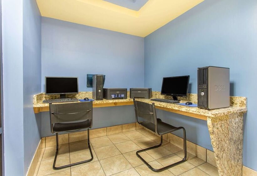 هتل Days Inn By Wyndham Raleighairportresearch Triangle Park