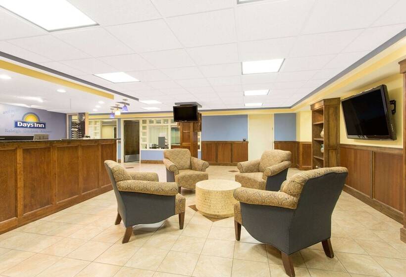 هتل Days Inn By Wyndham Raleighairportresearch Triangle Park