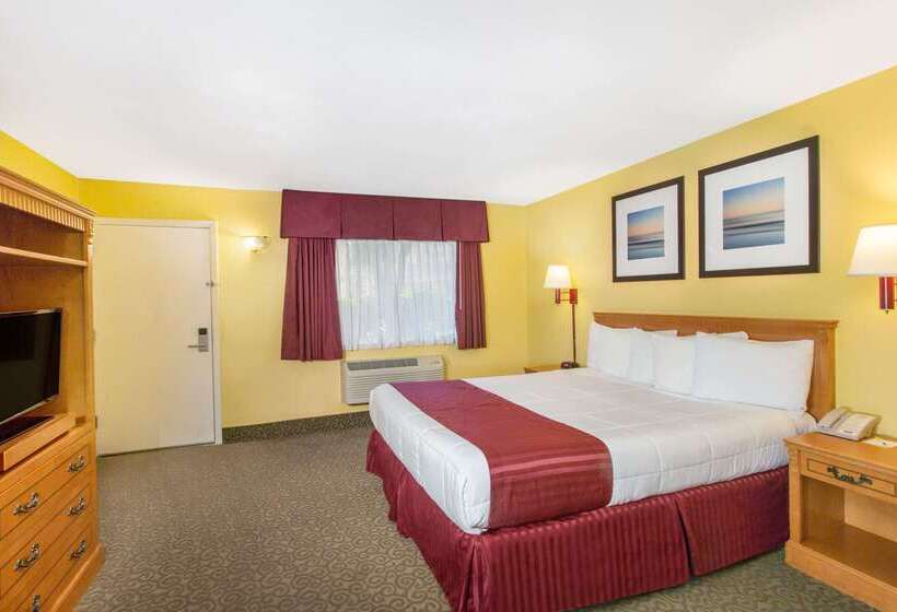 فندق Days Inn By Wyndham Redwood City