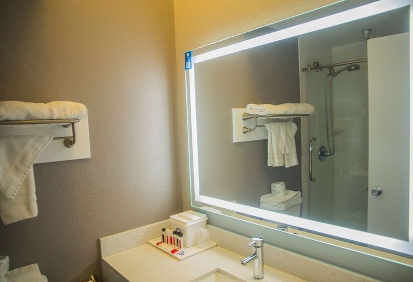 فندق Days Inn By Wyndham Redwood City