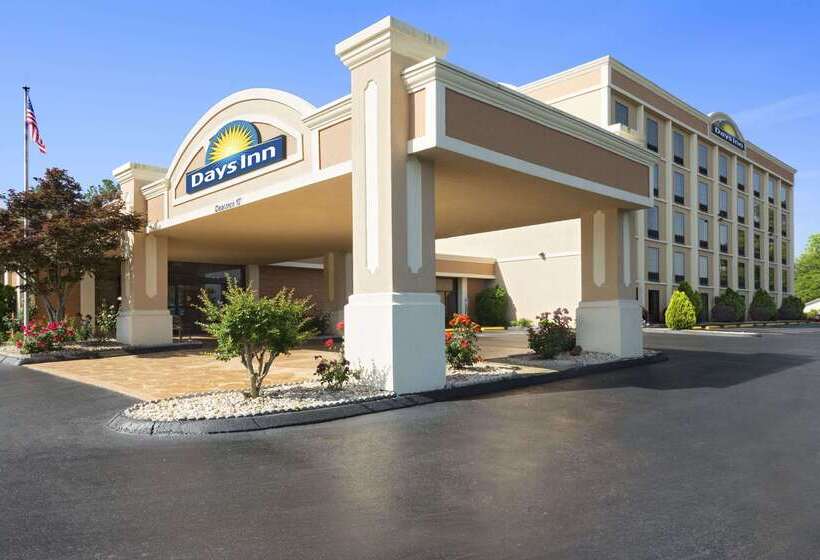 ホテル Days Inn By Wyndham Rome Downtown