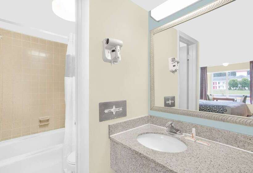 ホテル Days Inn By Wyndham Ruther Glen Kings Dominion Area