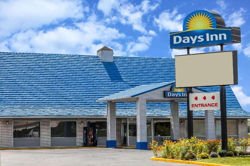فندق Days Inn By Wyndham Seymour
