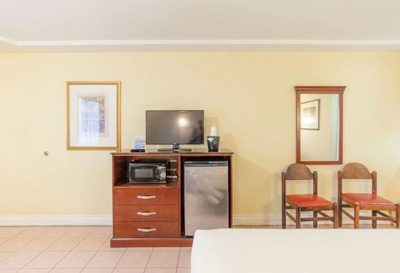 فندق Days Inn By Wyndham Shenandoah