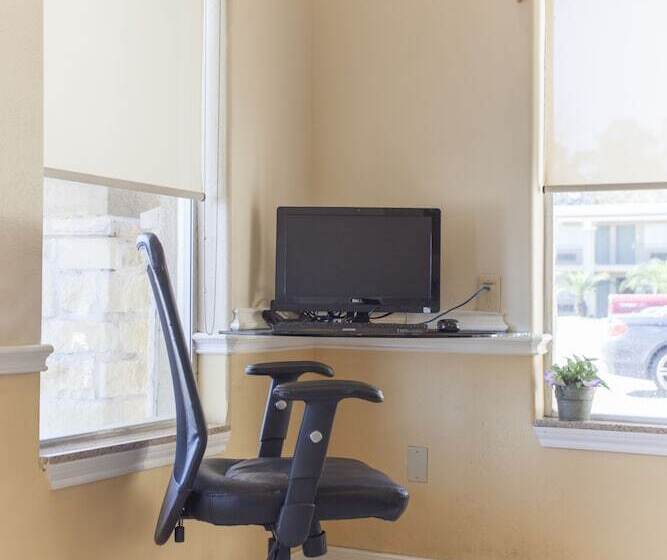 فندق Days Inn By Wyndham Shenandoah