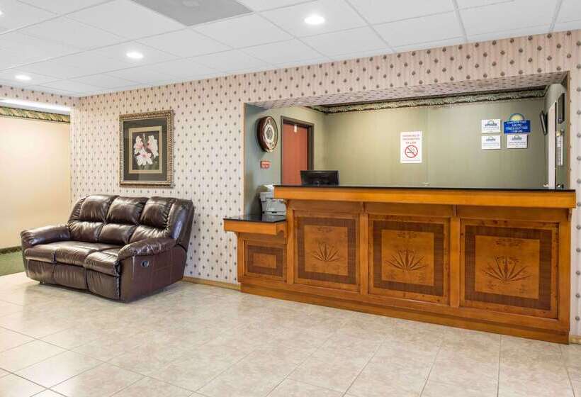 호텔 Days Inn By Wyndham Sullivan