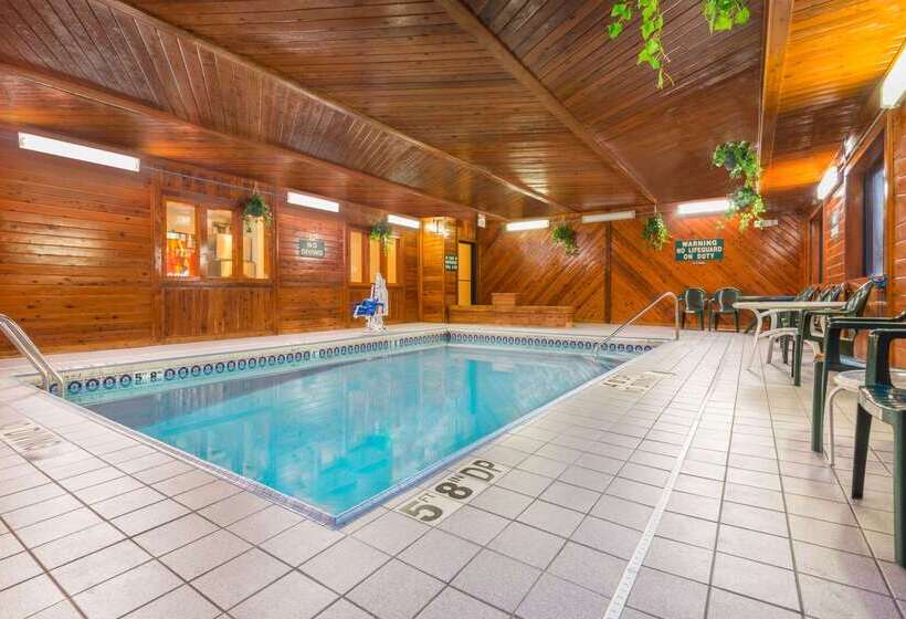 ホテル Days Inn By Wyndham Topeka